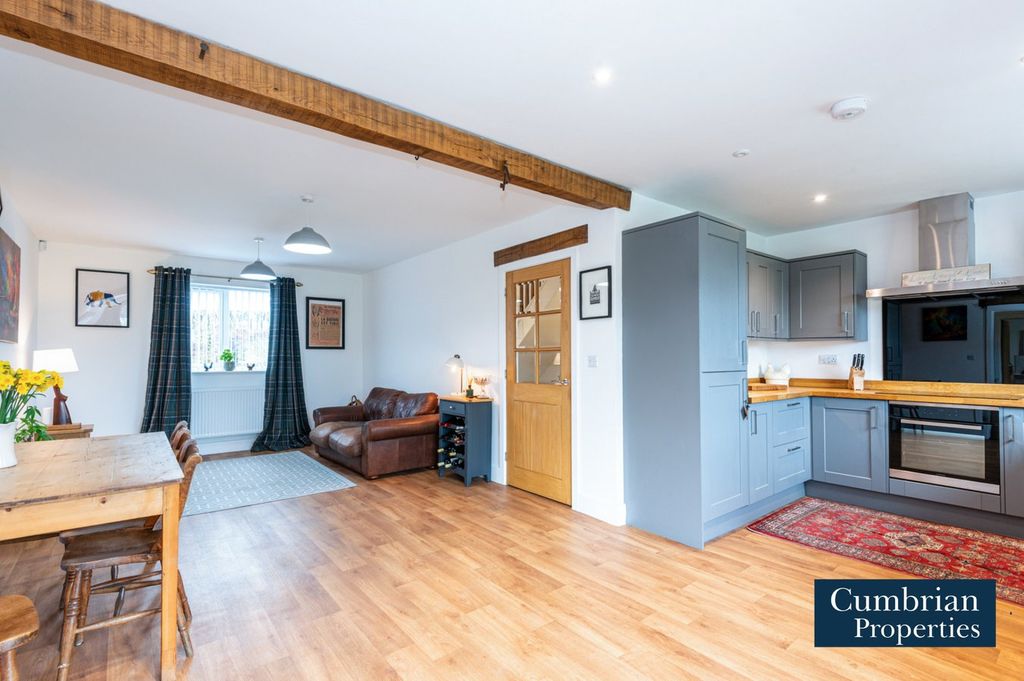 Additional image 2 of 3 bed detached bungalow for saleMilton, Brampton CA8