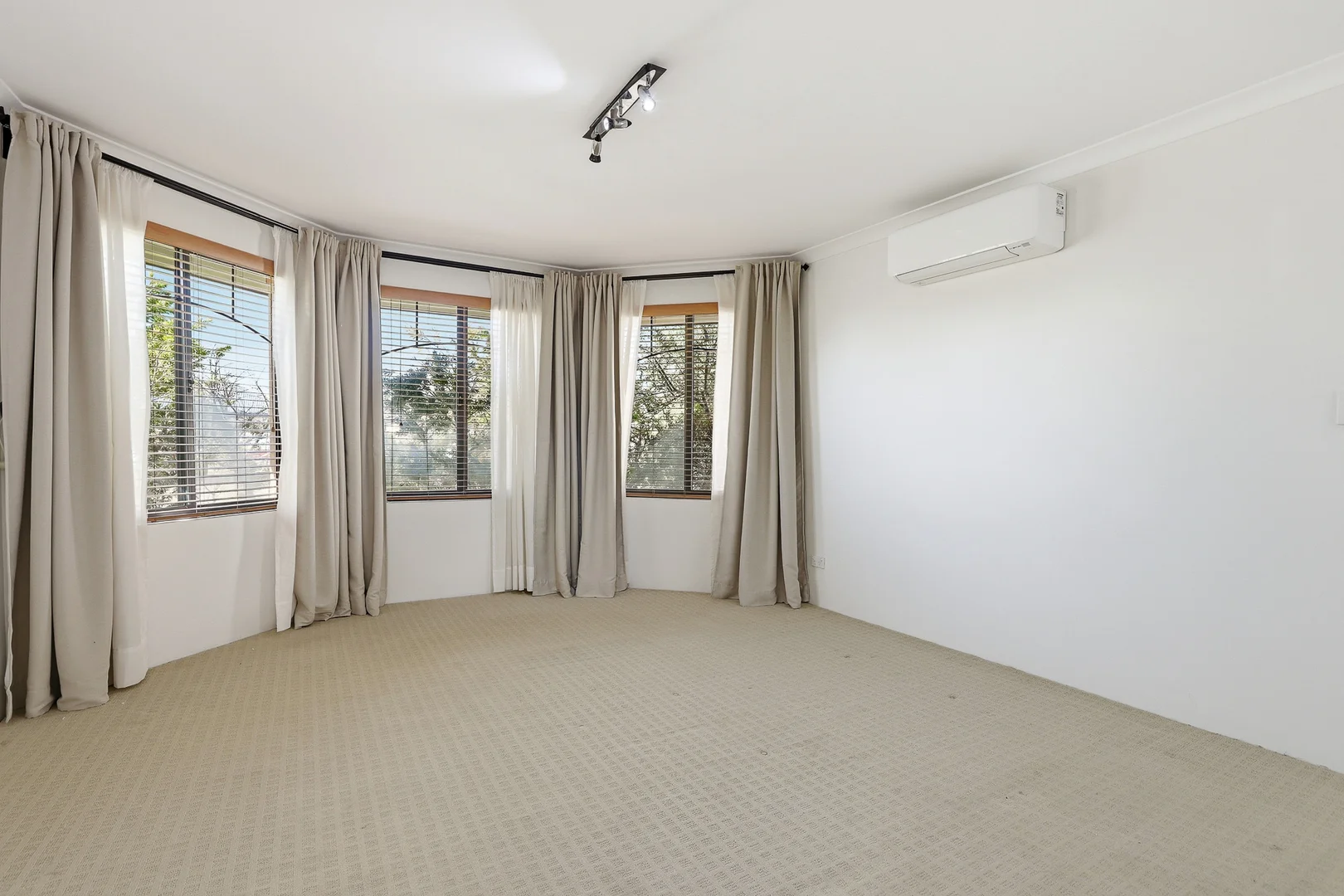Additional image 5 of 6 Tamarama Street, Secret Harbour WA 6173