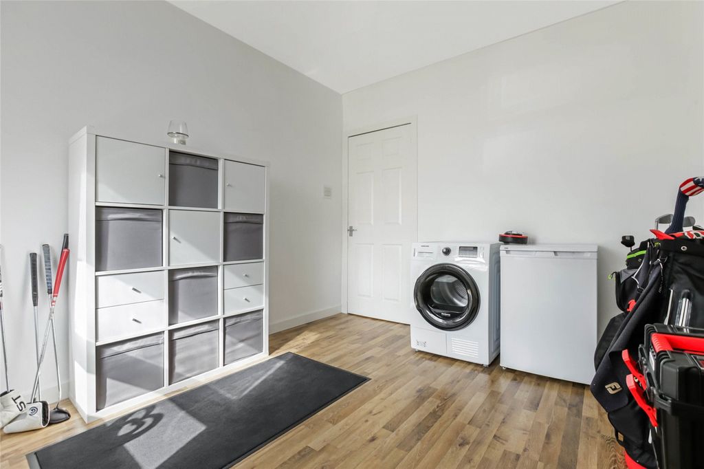 Additional image 18 of 4 bed flat for saleGartleahill, Airdrie, North Lanarkshire ML6
