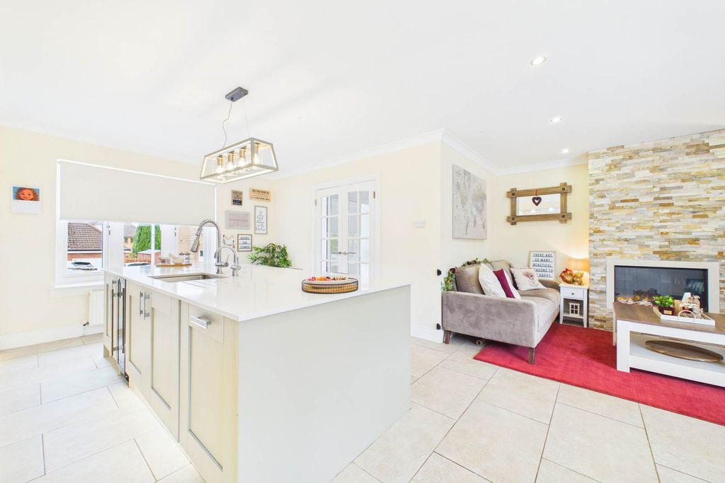Additional image 5 of 4 bed detached bungalow for saleMorris Crescent, Motherwell ML1
