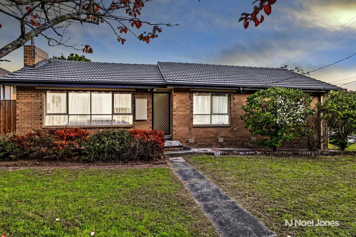 35 Railway Avenue, Ringwood East VIC 3135