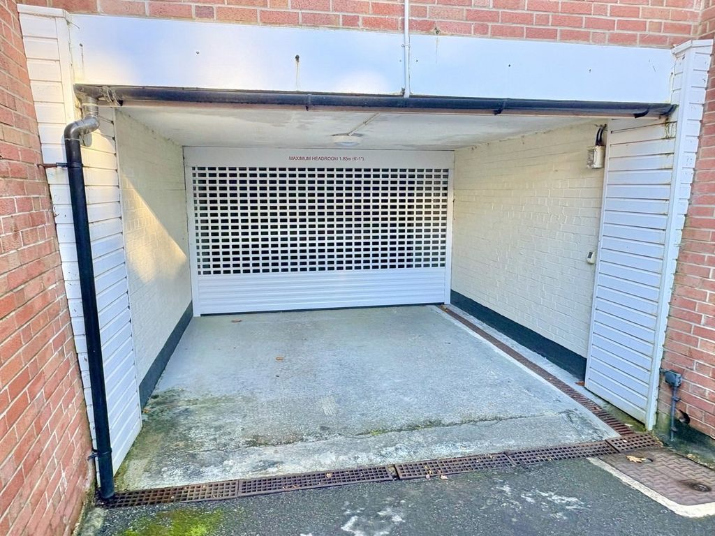 Additional image 35 of 3 bed flat for saleMartello Road South, Canford Cliffs, Poole BH13
