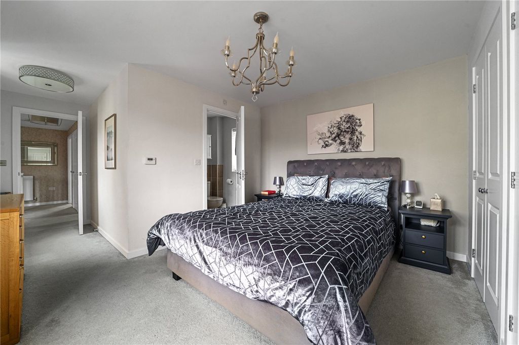 Additional image 7 of 4 bed detached house for saleHensman Close, Bishop's Stortford, Hertfordshire CM23