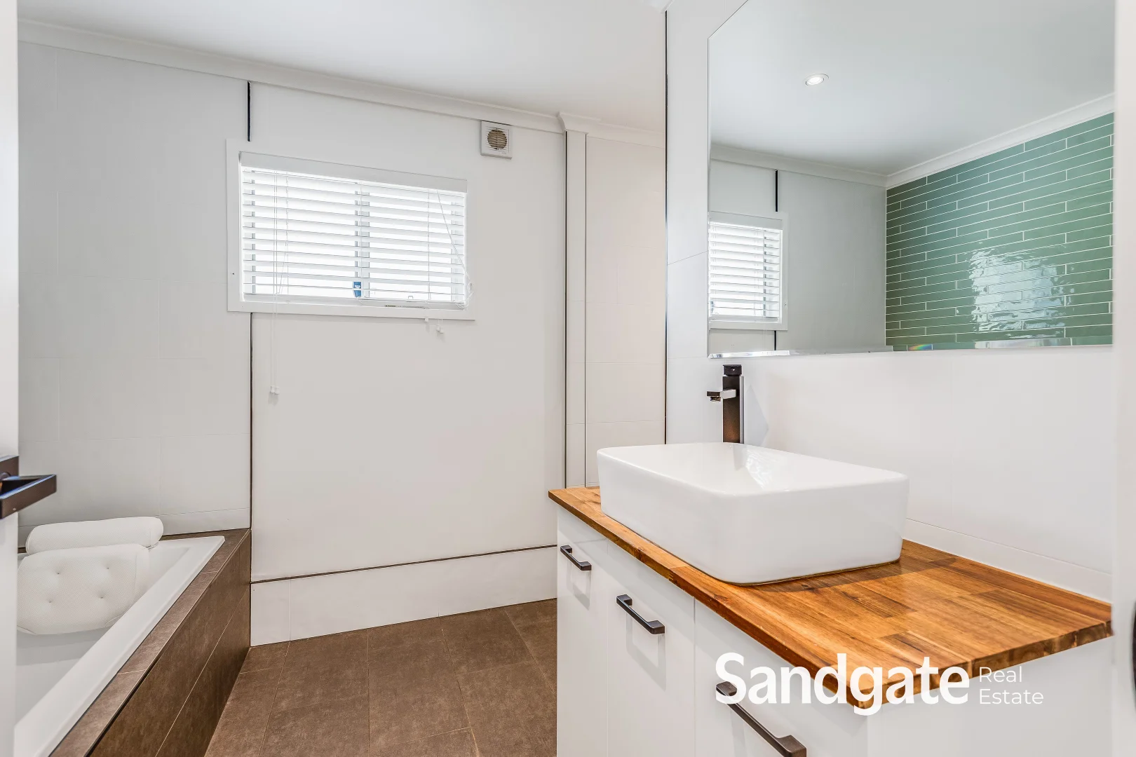 Additional image 22 of 14 Verney Street, Sandgate QLD 4017