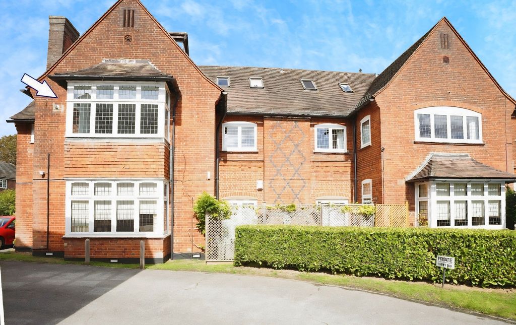 2 bed flat for saleHadham Road, Bishops Stortford CM23