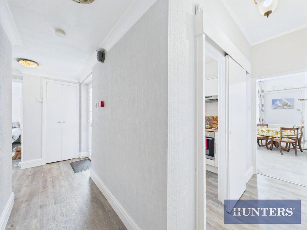 Additional image 7 of 2 bed flat for saleSouth Marine Drive, Bridlington YO15