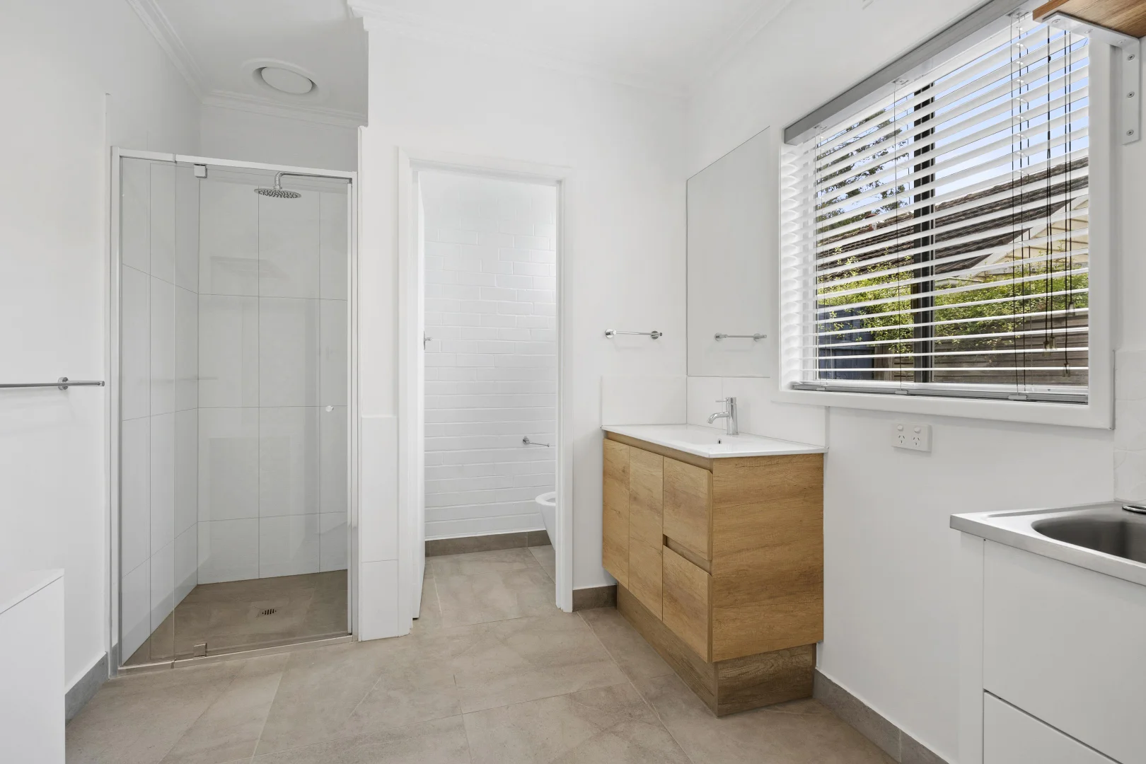 Additional image 6 of 2/3 Walter Street, East Geelong VIC 3219
