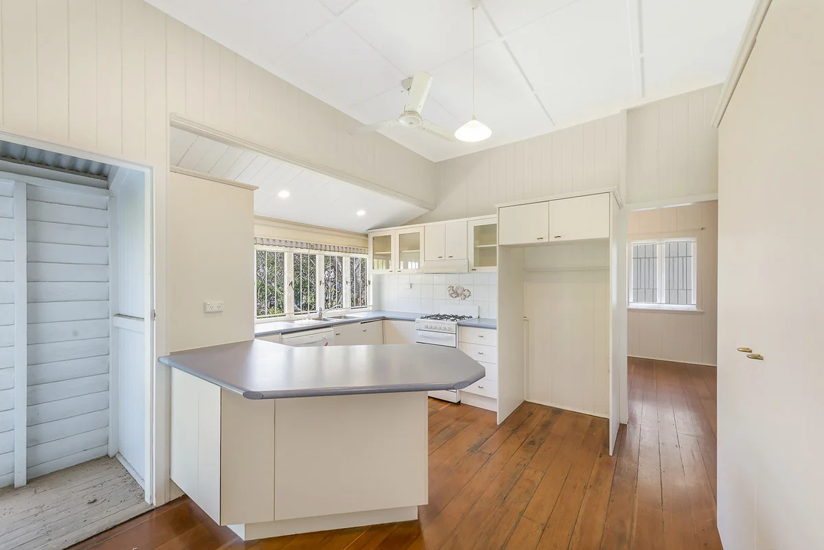 Additional image 4 of 247 Honour Avenue, Graceville QLD 4075
