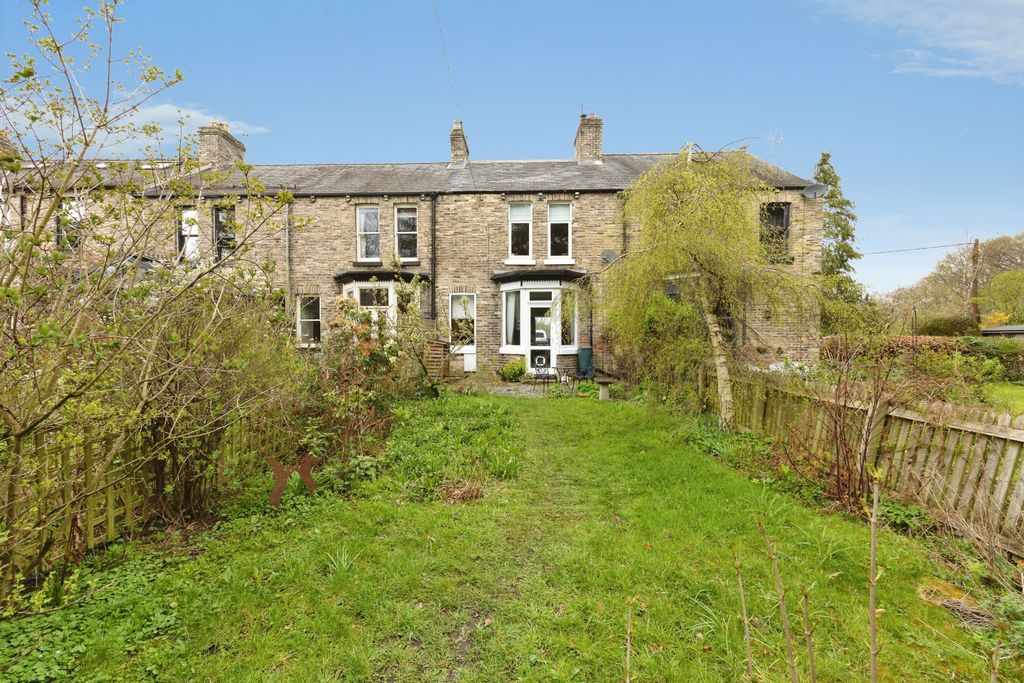 2 bed terraced house for saleOfficials Terrace, Malton DH7