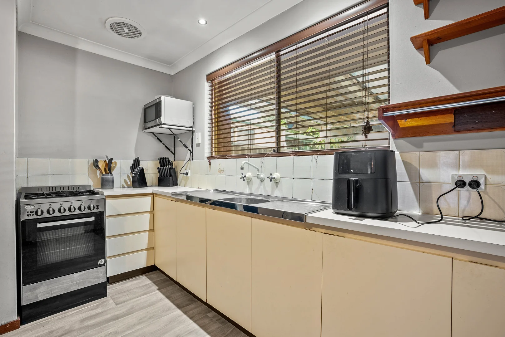 Additional image 7 of 79B Grange Drive, Cooloongup WA 6168