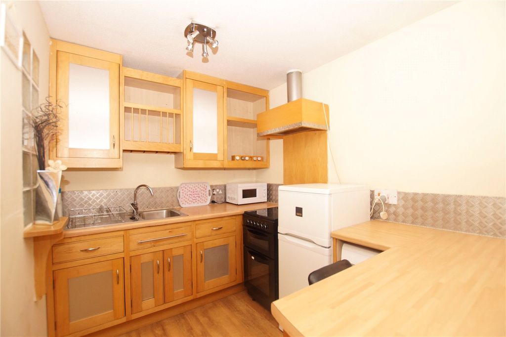 Additional image 2 of 1 bed flat for saleOakfield Court, Blandford Forum, Dorset DT11