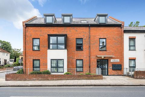 Elmers End Road, Beckenham, Kent BR3