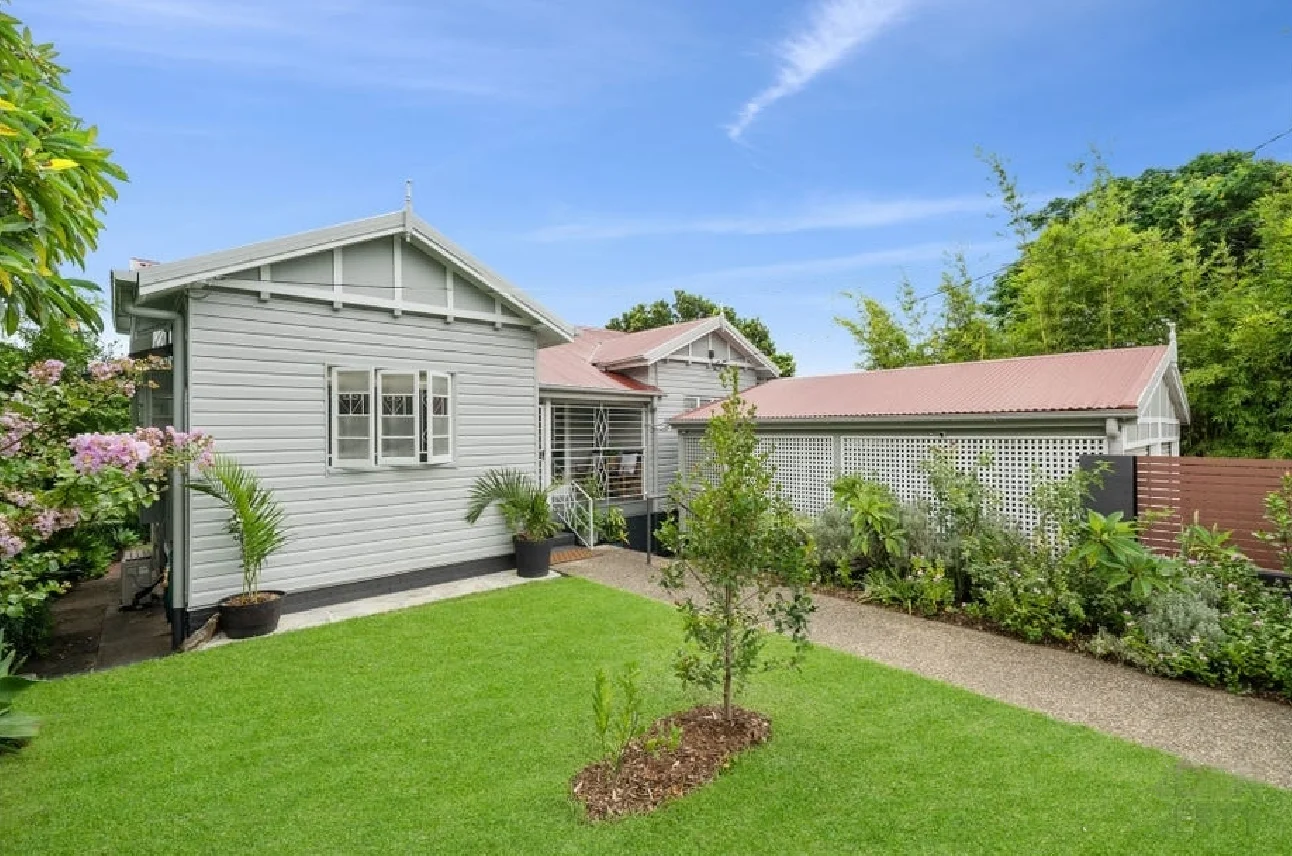 51 Newcastle Street, Fairfield QLD 4103