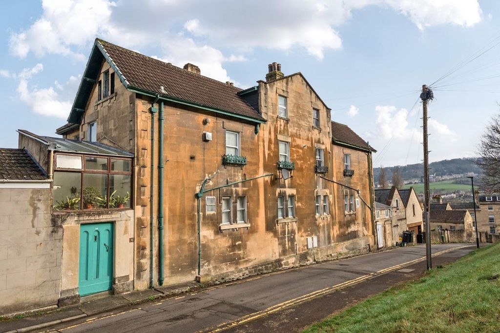 Additional image 14 of 2 bed flat for saleCalton Road, Lyncombe, Bath BA2