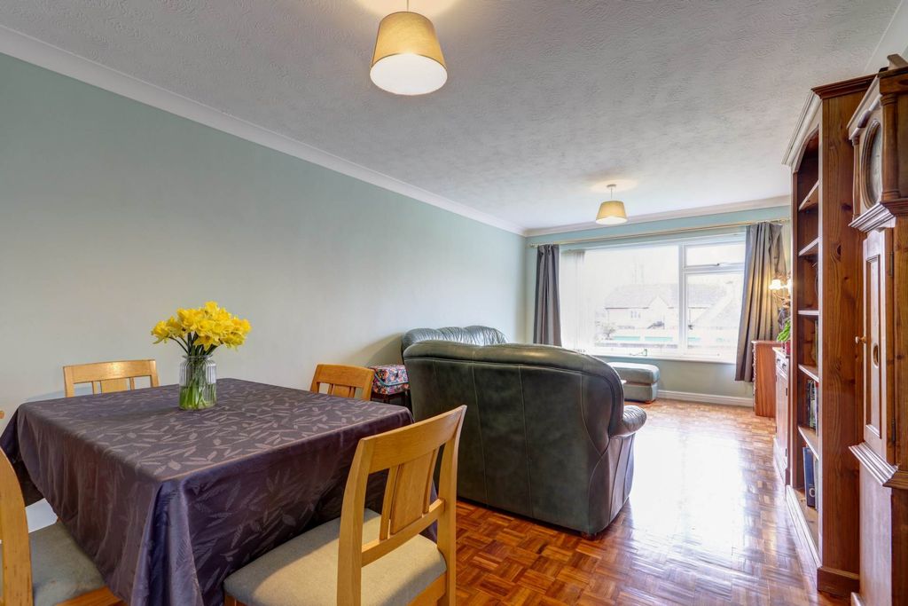 Additional image 5 of 2 bed flat for salePark Road, Blandford Forum DT11