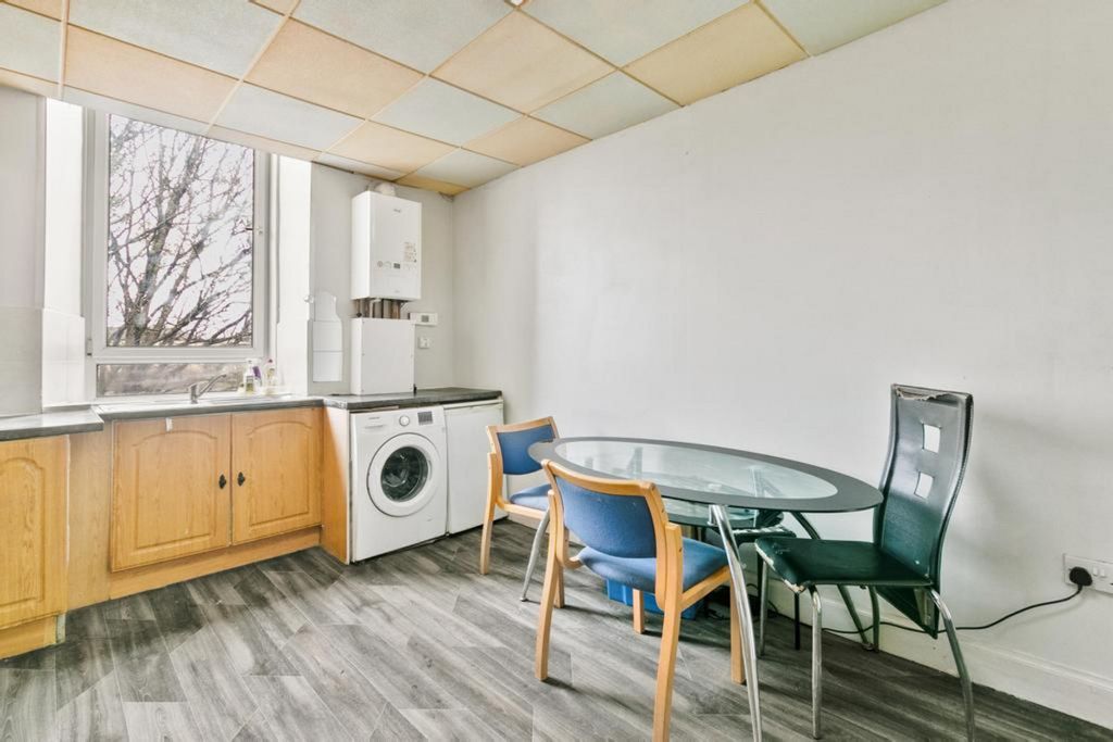 Additional image 6 of 3 bed flat for salePaisley Road West, Cessnock G51