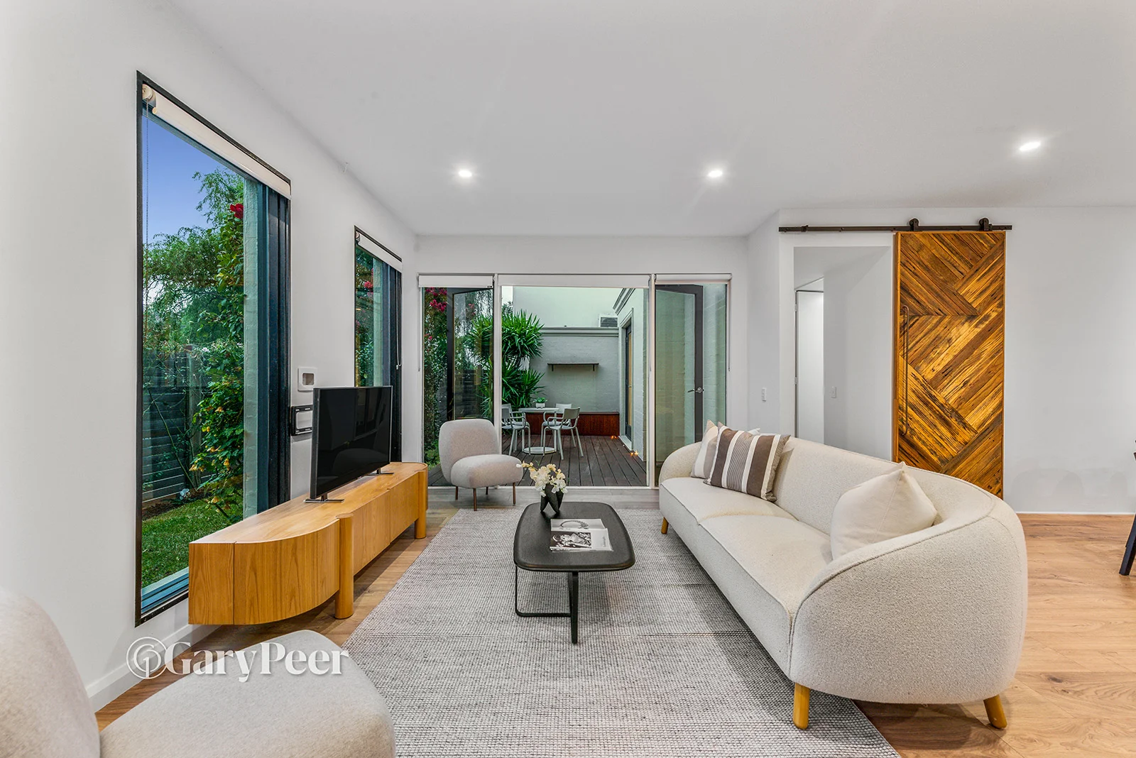 Additional image 4 of 53 Cairnes Crescent, Malvern East VIC 3145