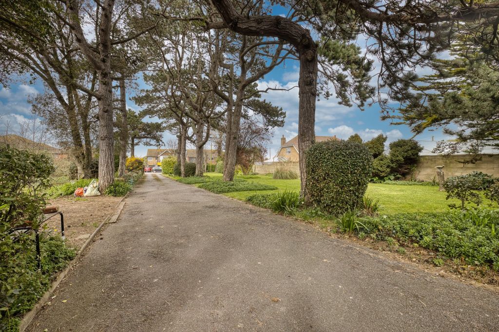 Additional image 15 of 3 bed detached house for saleGeorge Hill Road, Kingsgate, Broadstairs, Kent CT10
