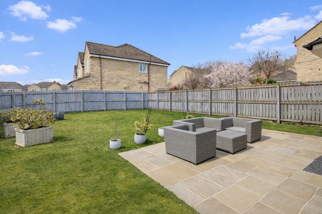 Additional image 3 of 3 bed detached house for saleBirk Hey Close, Bailiff Bridge, Brighouse HD6