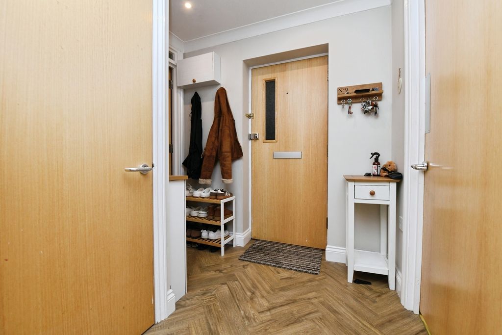 Additional image 10 of 2 bed flat for saleClockhouse Way, Braintree, Essex CM7