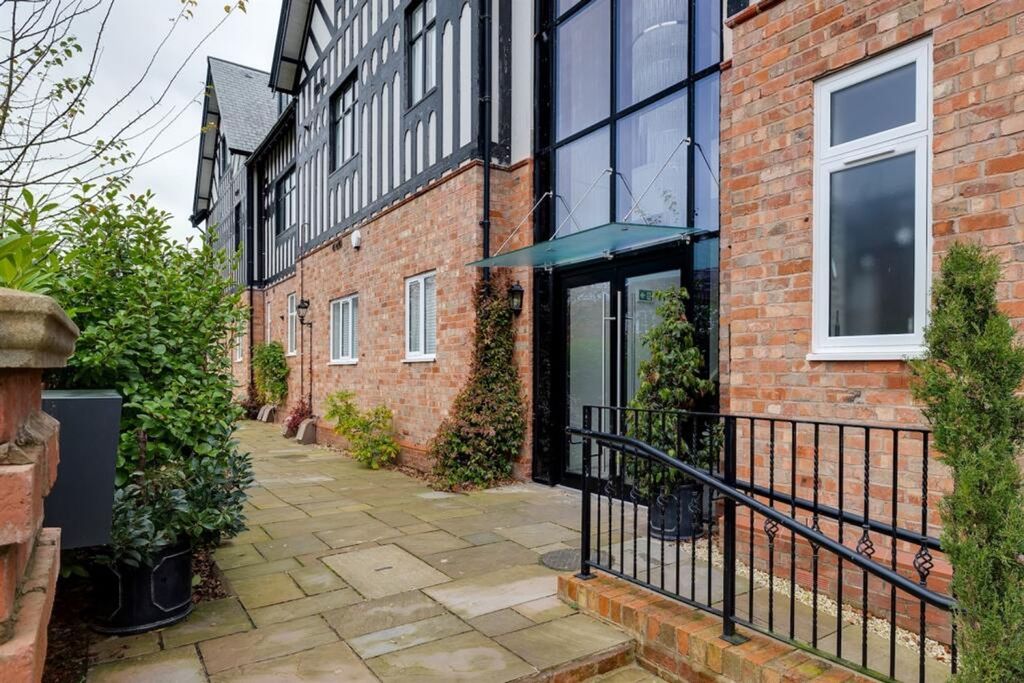 3 bed flat for saleFerma Lane, Great Barrow CH3