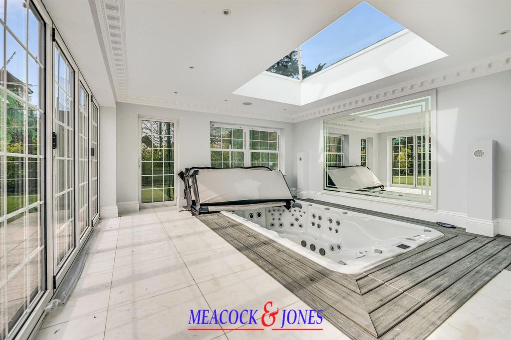 Additional image 5 of 6 bed detached house for saleHeronway, Hutton Mount, Brentwood CM13