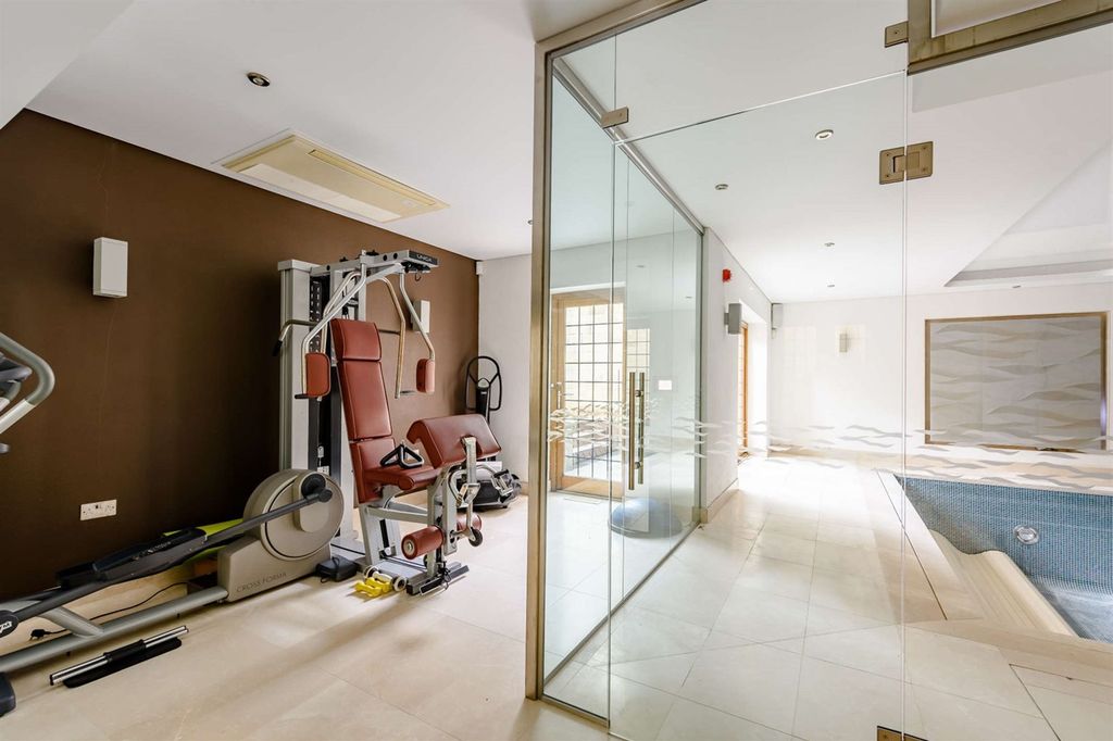 Additional image 17 of 5 bed detached house for salePark Lane, Hale WA15