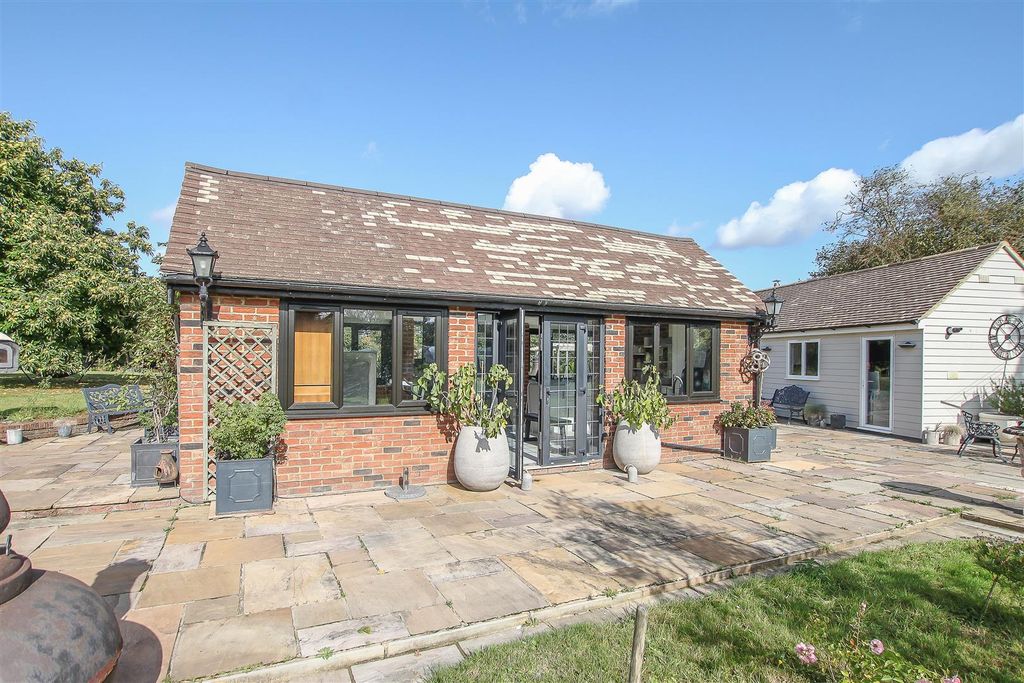 Additional image 38 of 6 bed detached house for saleHay Green Lane, Hook End, Brentwood CM15