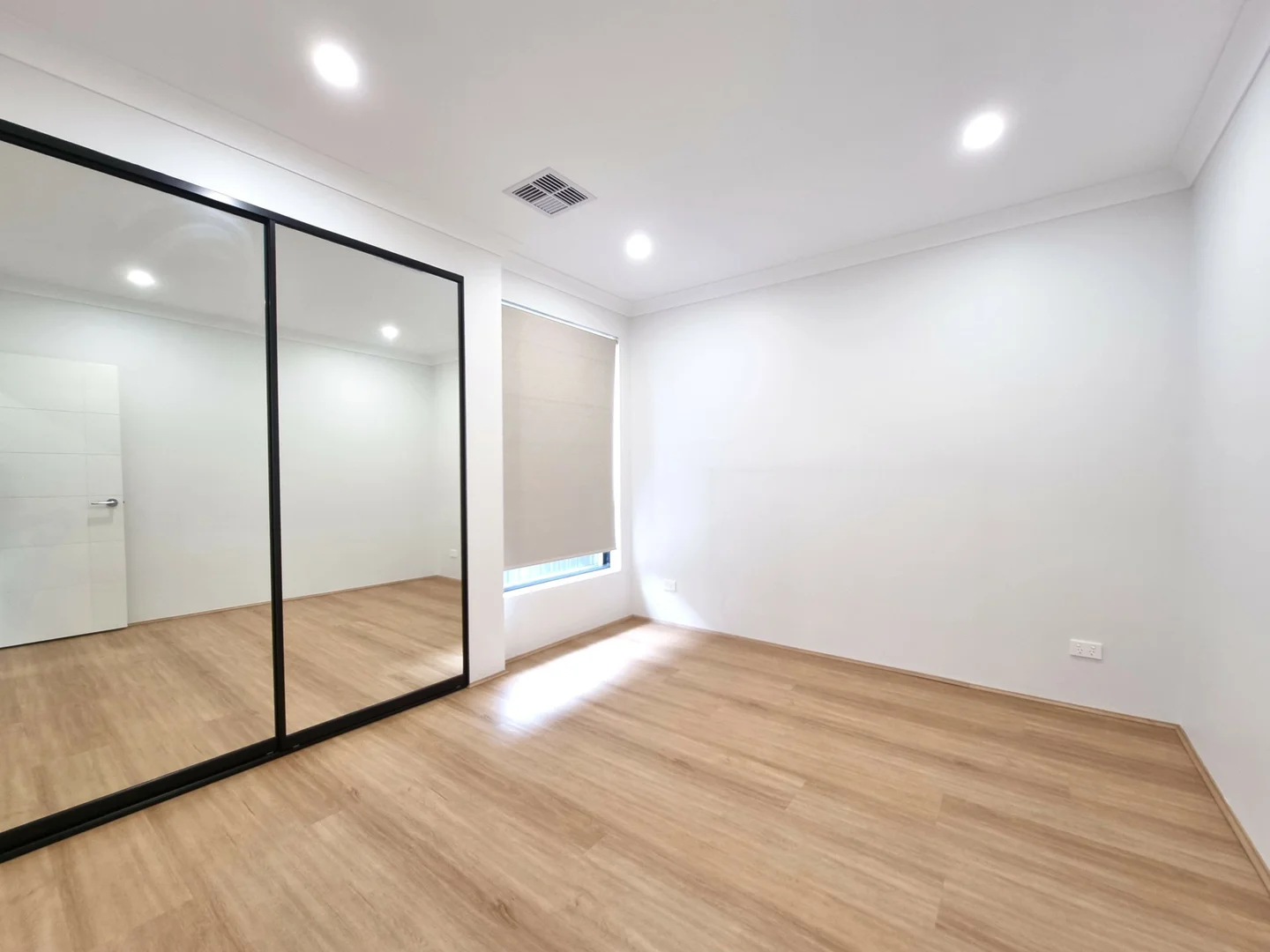 Additional image 20 of 11 Arbutus Street, Treeby WA 6164