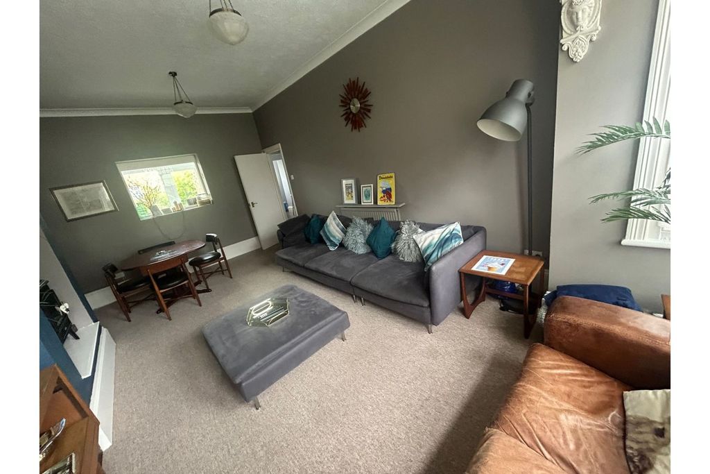 Additional image 2 of 2 bed flat for saleGranville Road, Broadstairs CT10