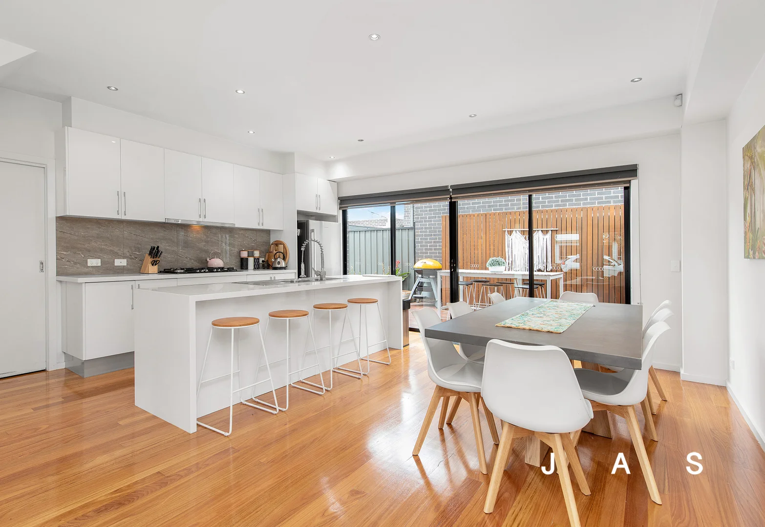 Additional image 5 of 1/11 Almond Avenue, Brooklyn VIC 3012