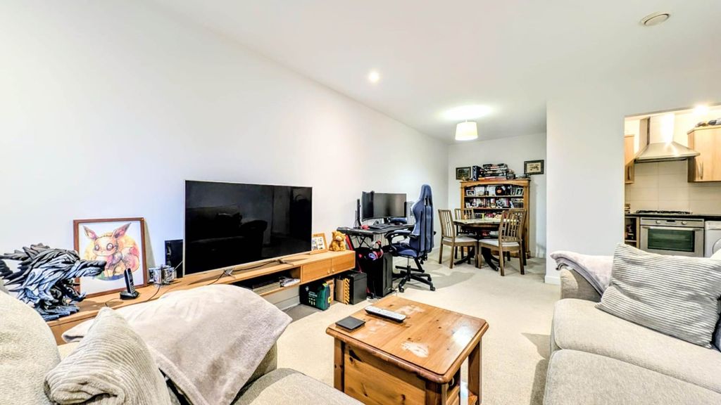 Additional image 3 of 2 bed flat for saleRoyal Drive, Bordon, Hampshire GU35