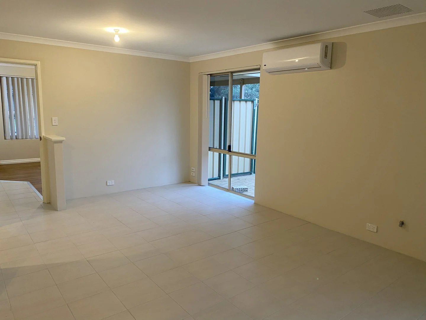 Additional image 8 of 42 Pepperell Crescent, Leda WA 6170