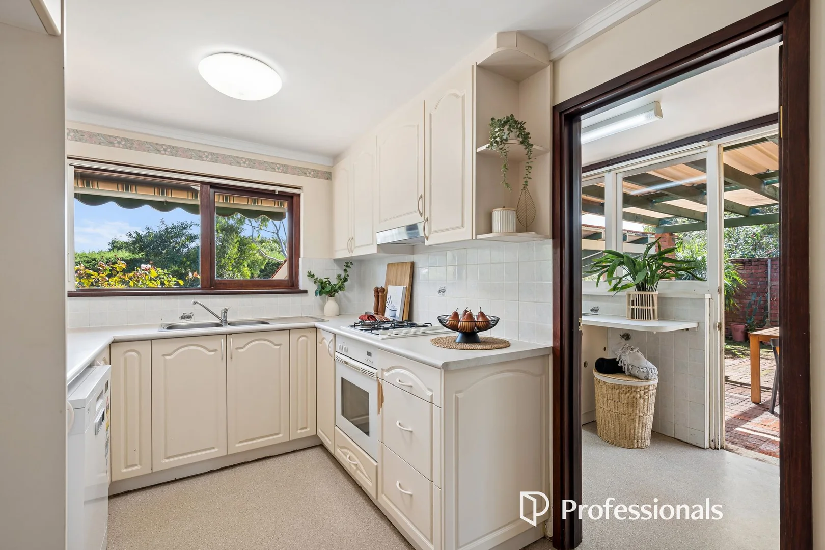 Additional image 5 of 2 Hart Street, Lesmurdie WA 6076