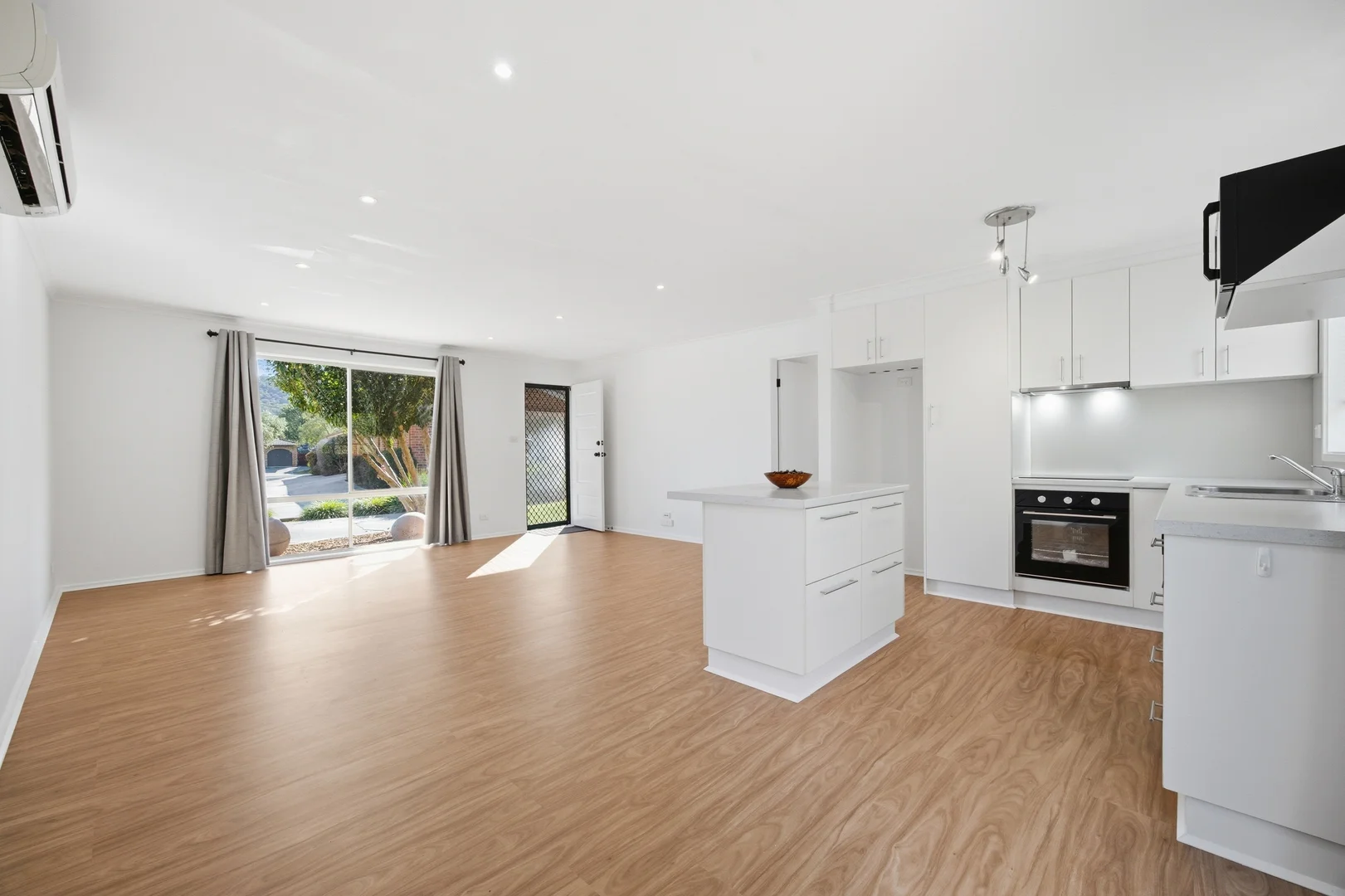 Additional image 2 of 7/1-7 Torpy Place, Jerrabomberra NSW 2619