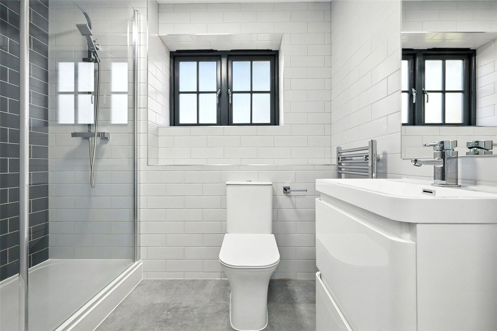 Additional image 4 of 1 bed flat for saleCox's Yard, 16-18 Rayne Road, Braintree, Essex CM7