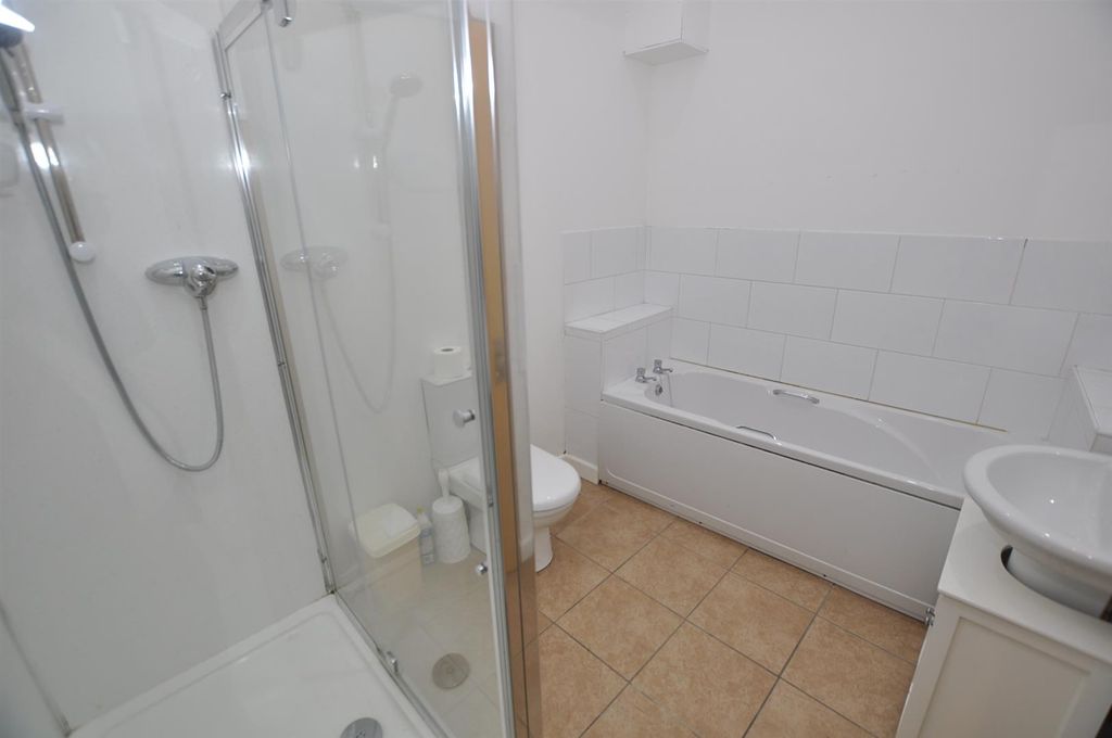 Additional image 9 of 3 bed flat for saleTenby Road, St. Clears, Carmarthen SA33