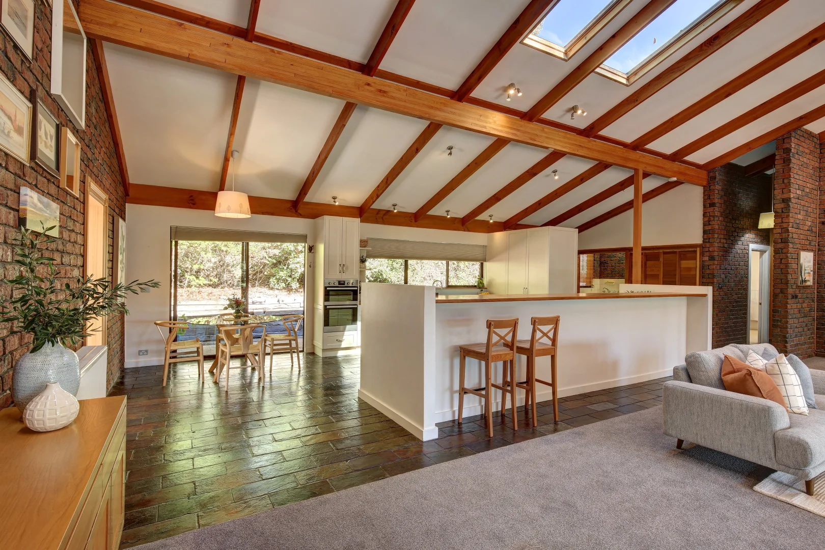 Additional image 3 of 66 Emmett Road, Crafers West SA 5152