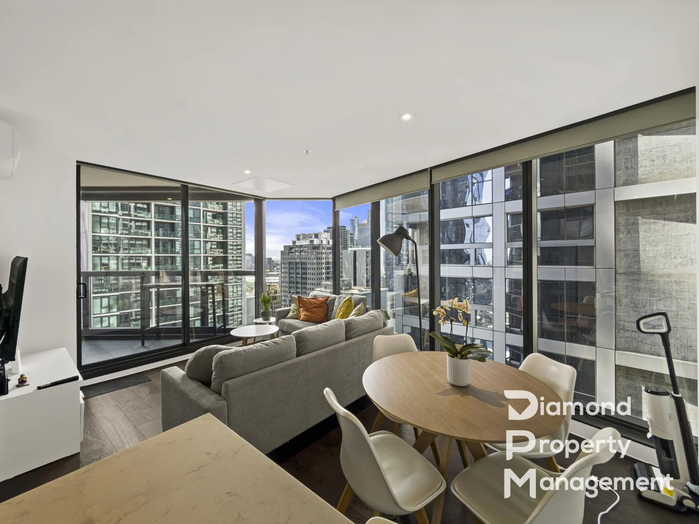 2711/33 Rose Lane, Melbourne VIC 3000