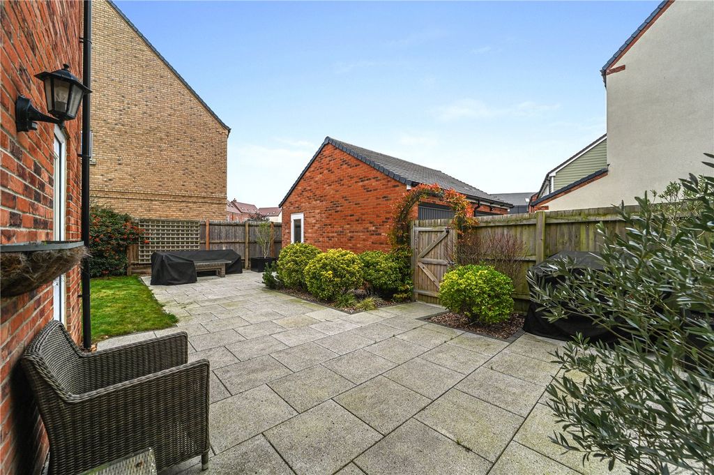 Additional image 23 of 4 bed detached house for saleHensman Close, Bishop's Stortford, Hertfordshire CM23