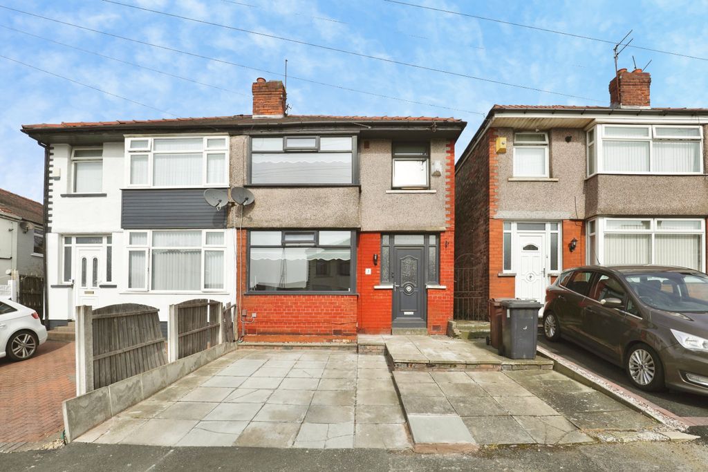 3 bed semi-detached house for saleHillside Close, Bootle L20