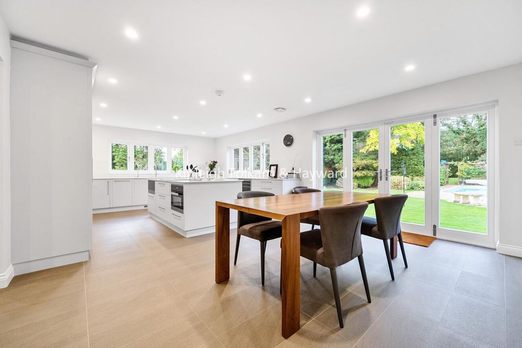 Additional image 4 of 5 bed detached house for saleHawthorne Road, Bromley, Kent BR1