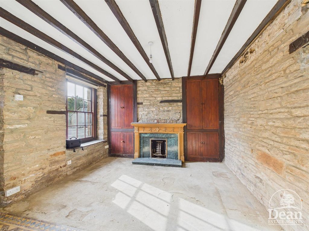 Additional image 2 of 3 bed cottage for saleChurch Square, Blakeney GL15