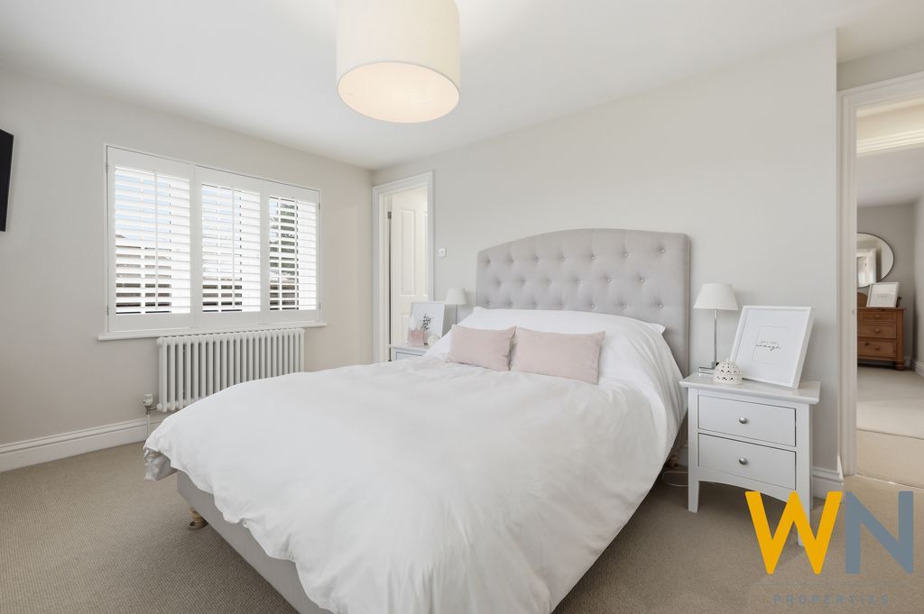 Additional image 23 of 4 bed detached house for saleRoundwood Avenue, Hutton Mount, Brentwood CM13