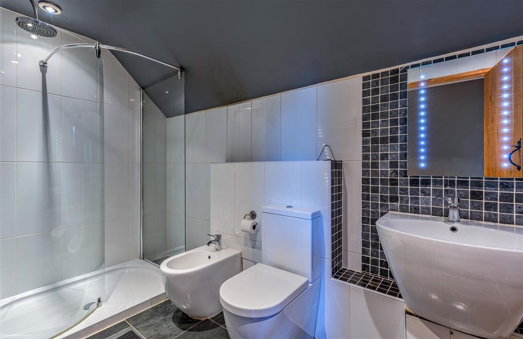 Additional image 19 of 8 bed detached house for saleLlanddeusant, Llangadog SA19