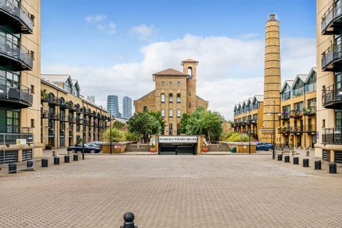 Burrells Wharf Square, London E14