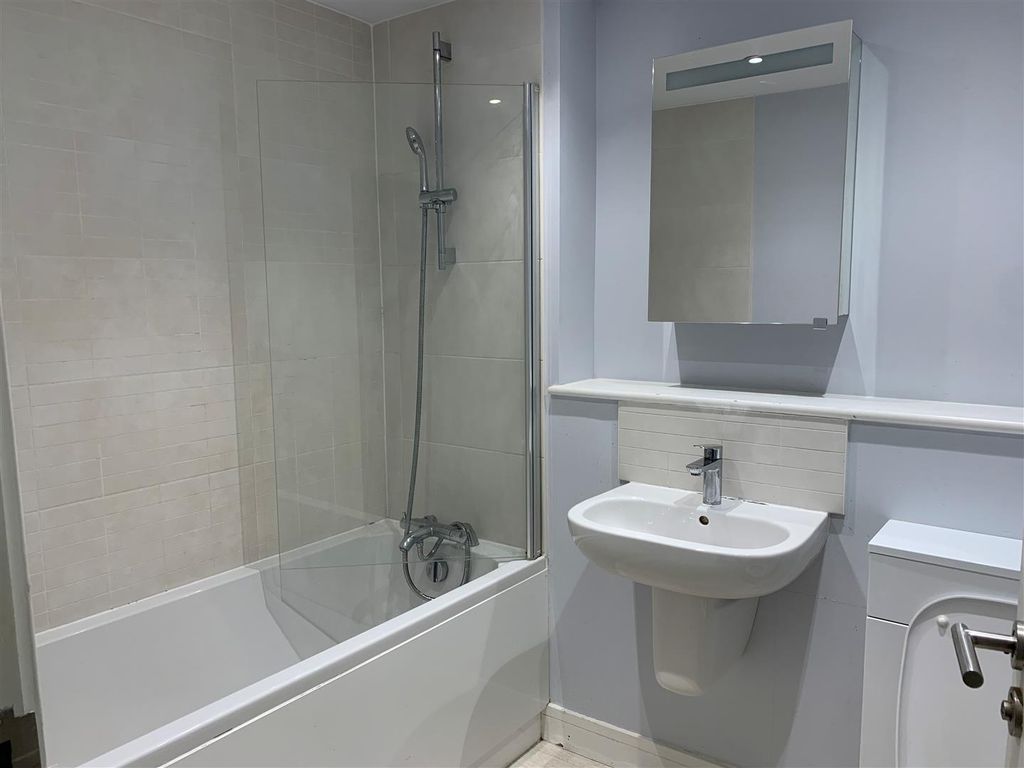 Additional image 5 of 1 bed flat for saleParagon Place, Bridgwater TA6