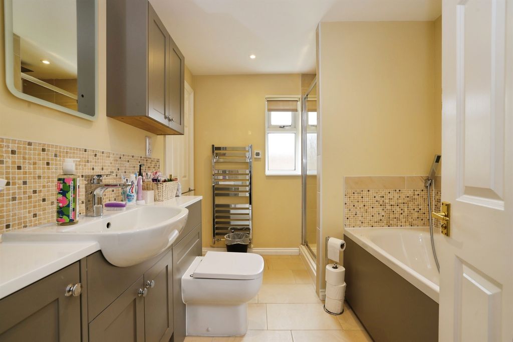 Additional image 10 of 3 bed detached house for saleBeamont Way, Amesbury, Salisbury SP4