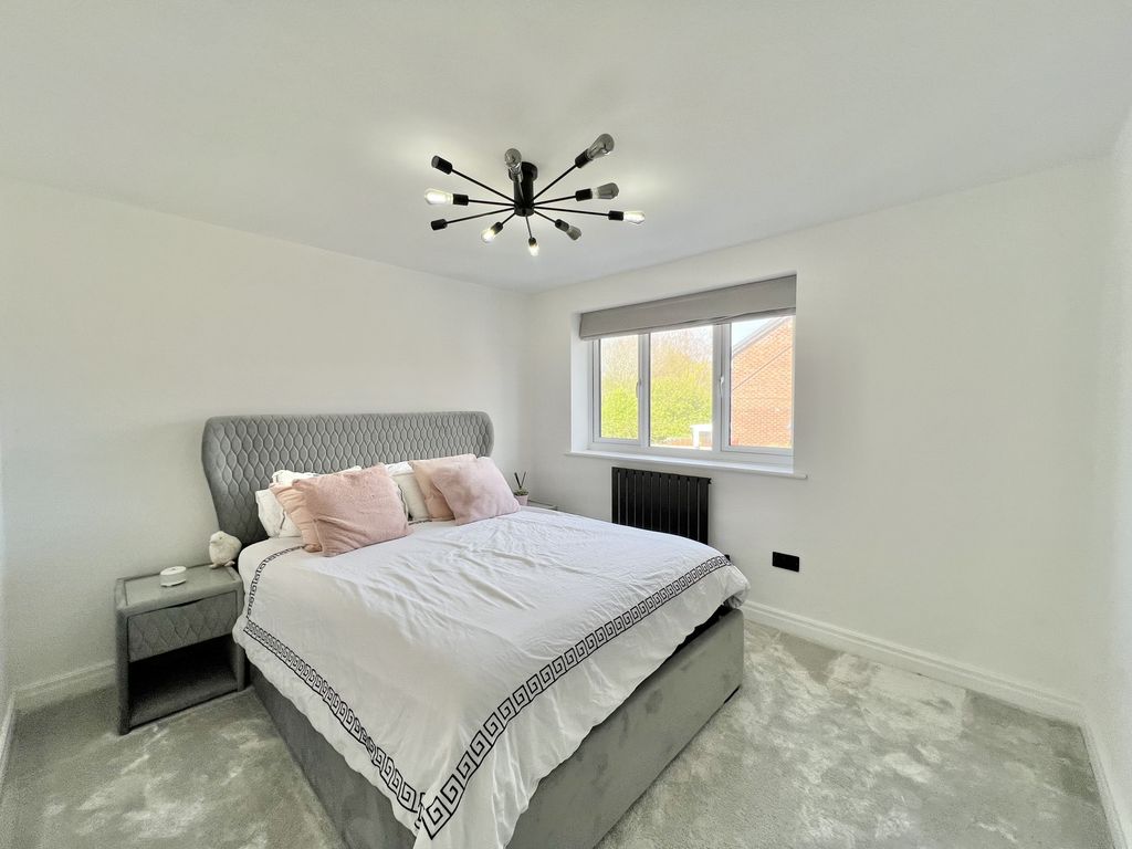 Additional image 16 of 4 bed detached house for salePlovers Way, Herons Reach FY3