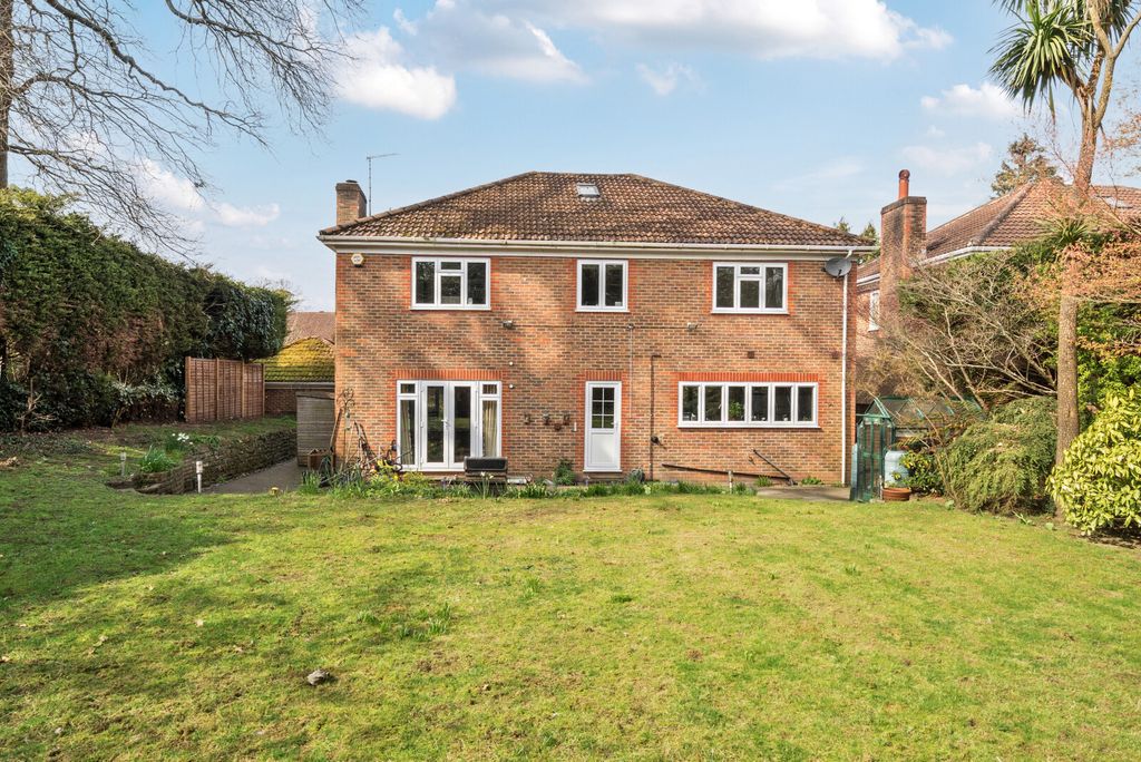 Additional image 13 of 5 bed detached house for saleRosslyn Park, Weybridge KT13
